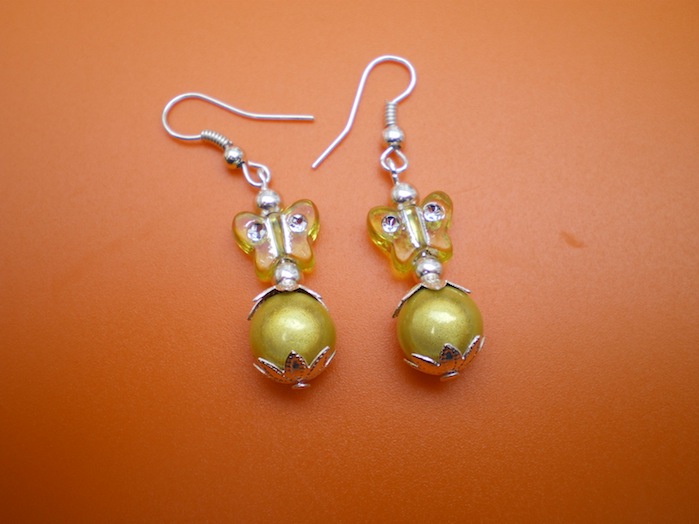 boucles d'oreilles