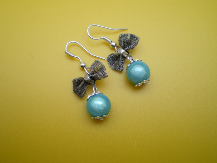 boucles d'oreilles