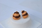 boucles d'oreilles religieuse chocolat