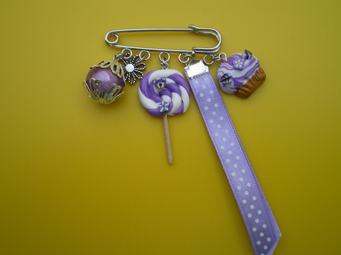 broche