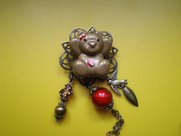 broche