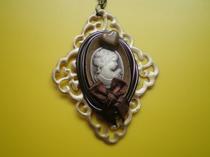 collier