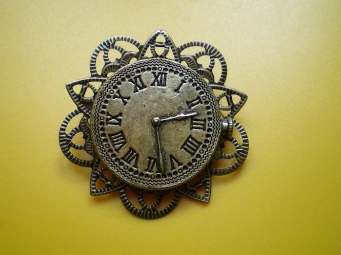 broche