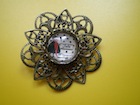 broche