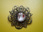 broche
