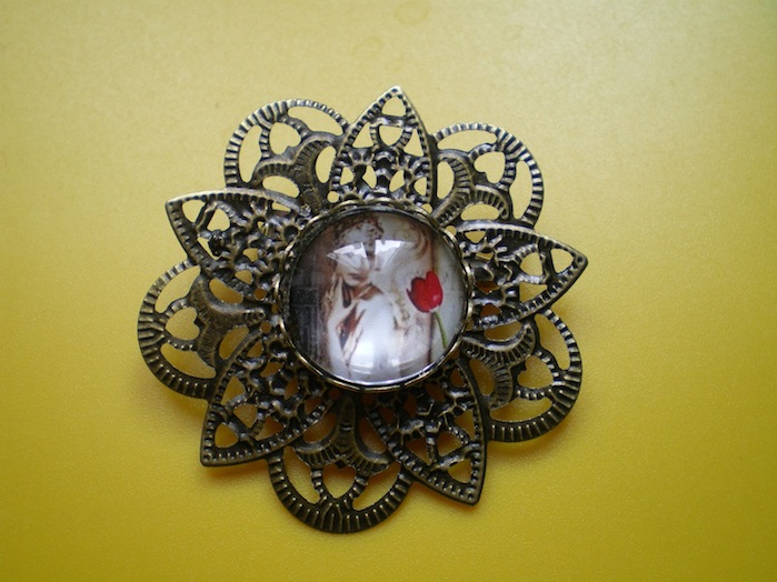 broche