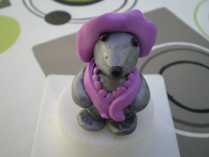 Pendentif madame souris
