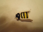 pendentif abeille