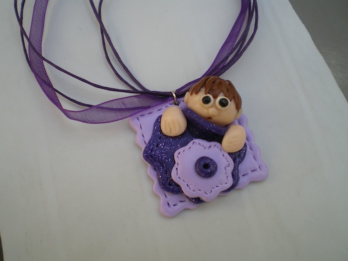 Pendentif bébé pocket violet