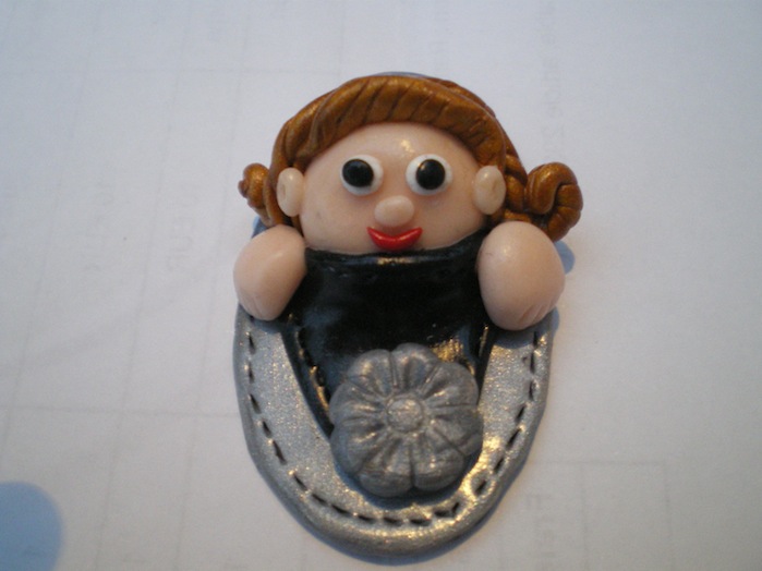 Pendentif bébé pocket gris ovale