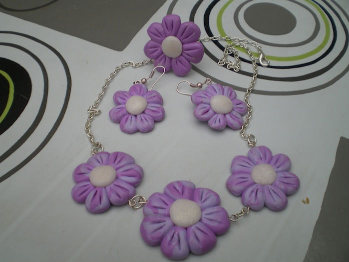parure fleur mauve