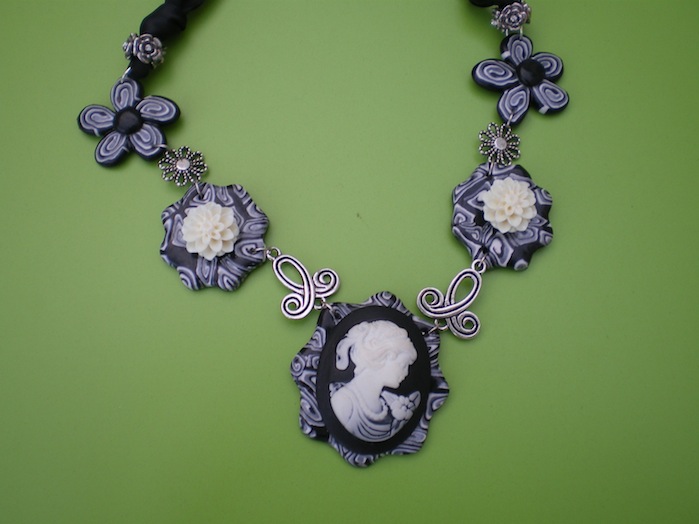 collier